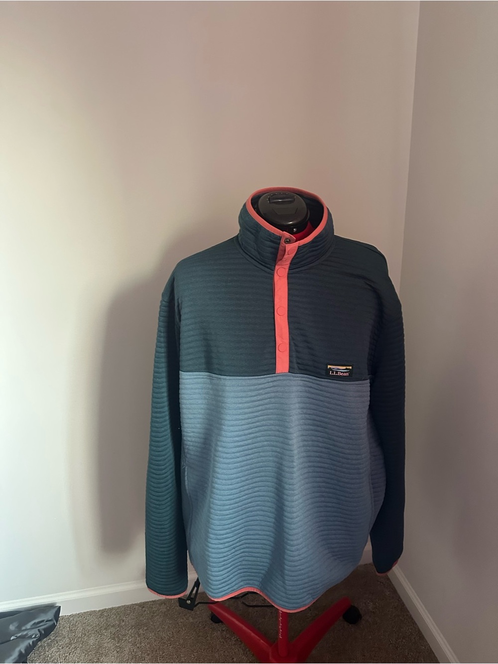 L.L. Bean Men's Jacket in Teal and Coral